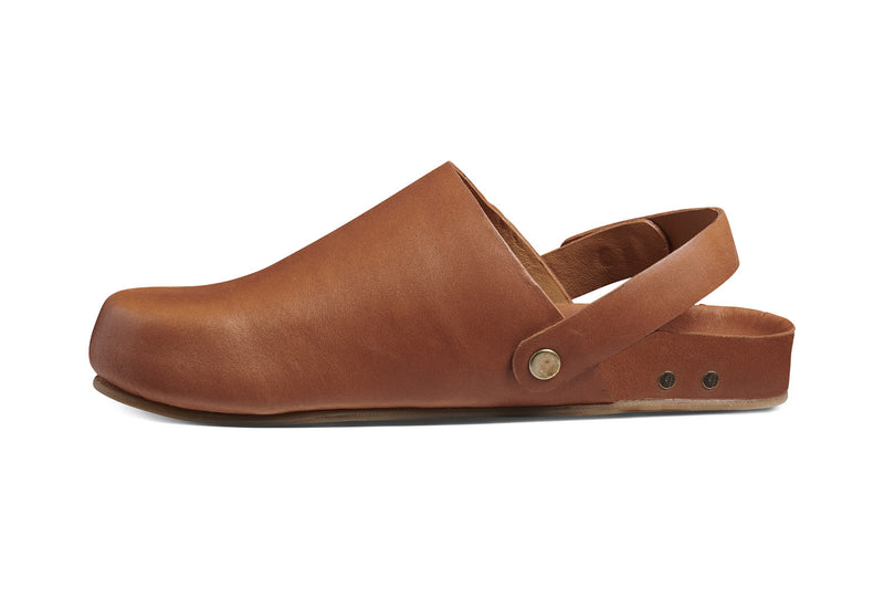 Brant leather mule in tan - side shot