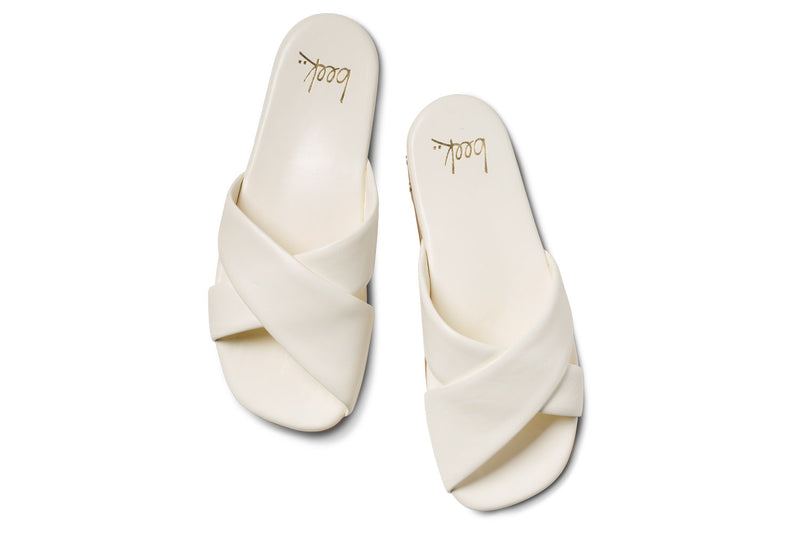 Fernbird leather slide sandal in vanilla - product top shot