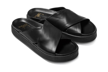 Hen platform leather slide sandal in black - angle shot