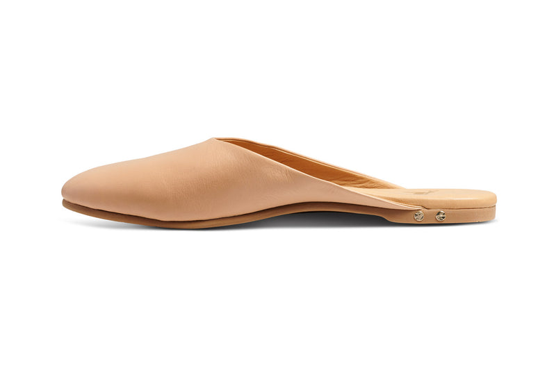 Phoebe leather ballet mule in beach - product side shot