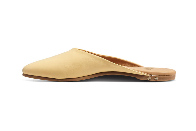 Phoebe leather ballet mule in glow - product side shot