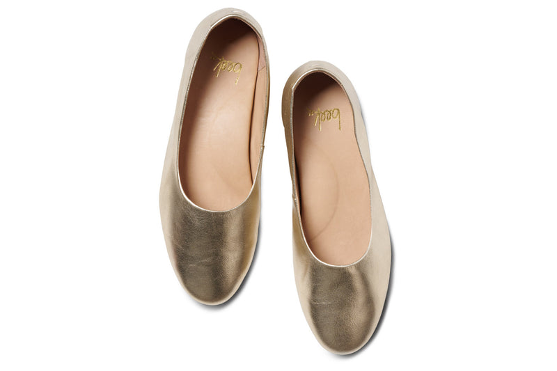 Swiftlet leather ballet shoes in gold - product top shot