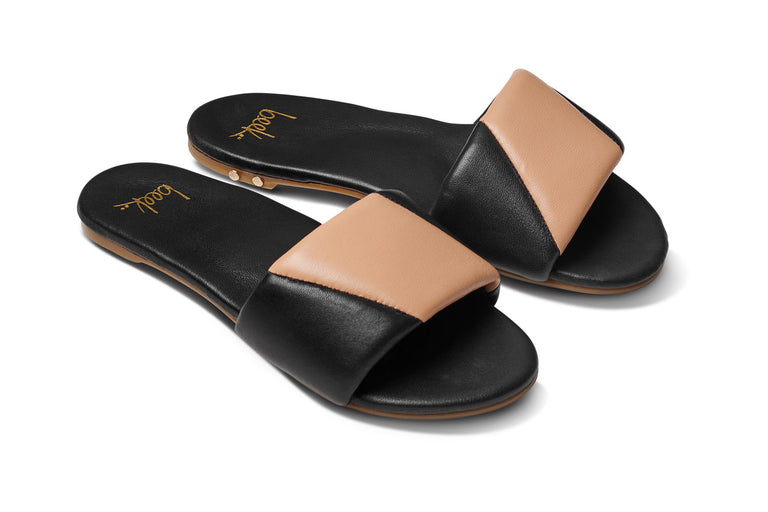 BLUEBIRD Black/Beach Leather Slide Sandal | beek